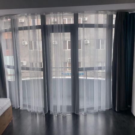 Friendly Hotel Yerevan Exterior photo