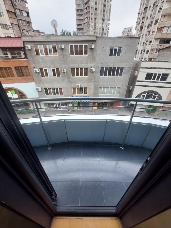 Friendly Hotel Yerevan Exterior photo