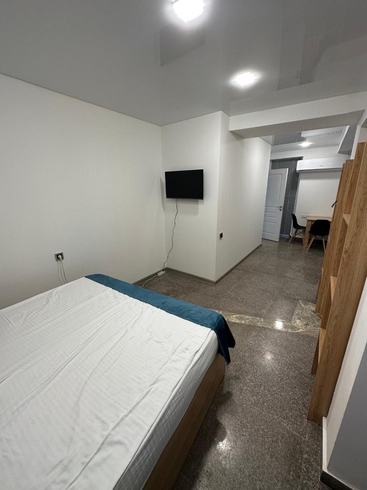 Friendly Hotel Yerevan Exterior photo